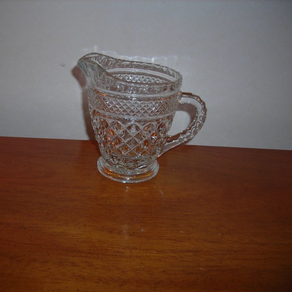 Vintage ANCHOR HOCKING cut glass CREAMER